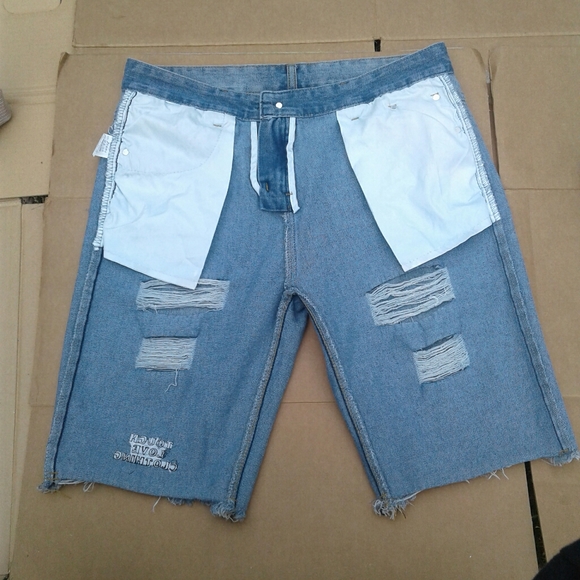 Tough Love size 32 stylish jean shorts - Picture 10 of 13